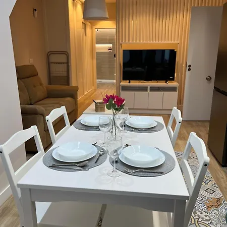 Titus Decimus Appartement *